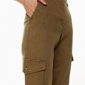 Aritzia Wilfred Free Modern Cargo Pant